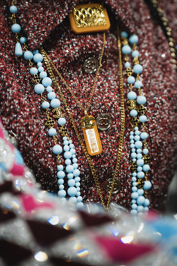 chanel_2022-23-metiers-dart-show_details_copyright-chanel-12-HD Rebag x Virgil Abloh