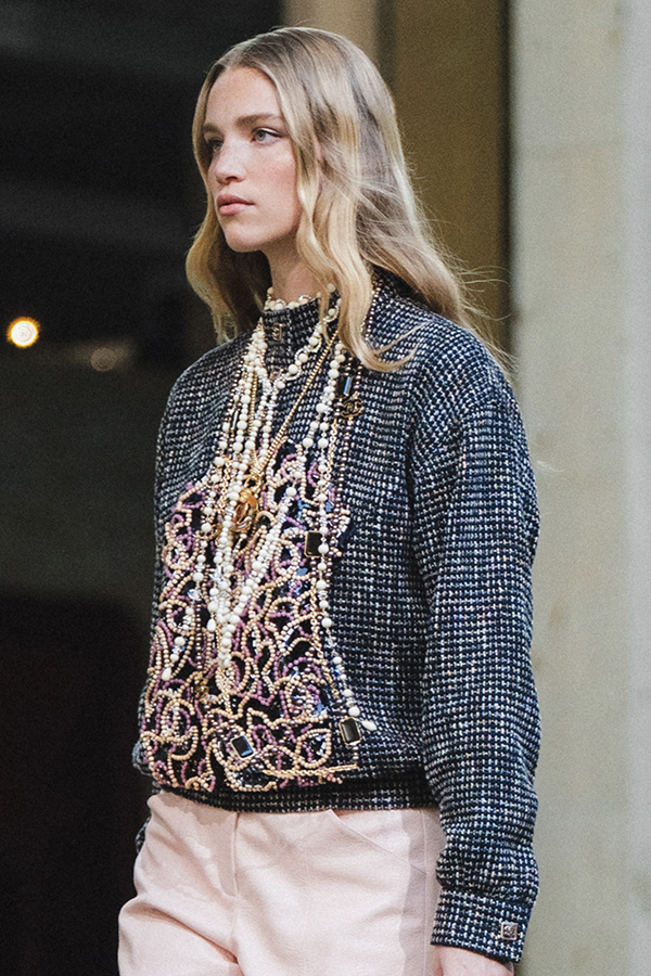 chanel_2022-23-metiers-dart-show_details_copyright-chanel-7-HD Rebag x Virgil Abloh