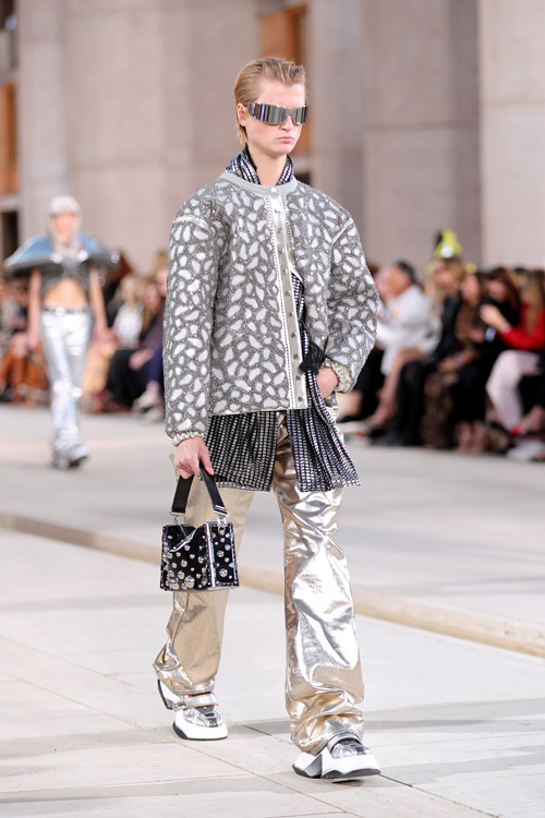 Louis Vuitton Yayoi Kusama Bag 2023 Cruise Show